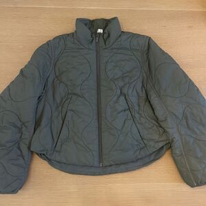 Women's Lululemon Size 10 Quilted Light Insulation Cropped Jacket Olive Green